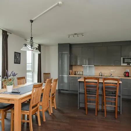 Holiday At Alexanderplatz Apartments